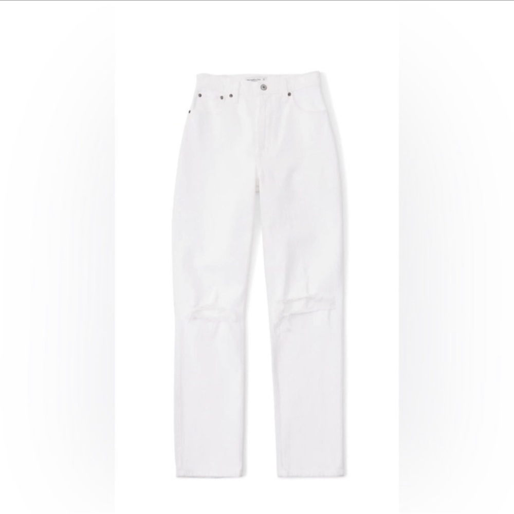 A&F Straight Leg White Denim (size 25, long length)
